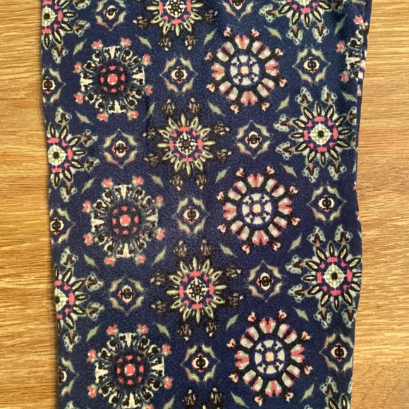 Area code 407 leggings - Picture 2 of 2